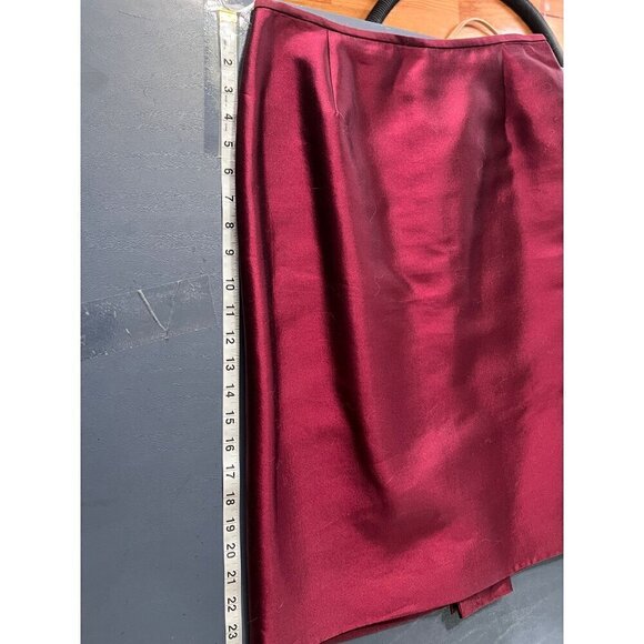 Talbots Petites Womens Size 8 Satin Skirt Red office career business - Picture 7 of 9